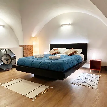 15th Century Loft - Centre Apartment Verona
