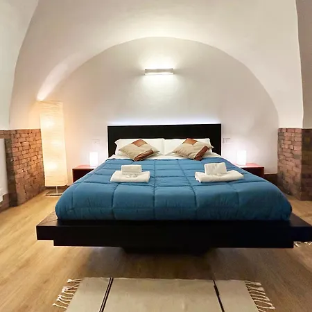 15th Century Loft - Centre