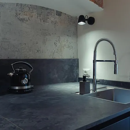 15th Century Loft - Centre *